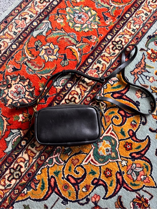 Madewell Handbags - Black Madewell Mini Carabiner Crossbody Bag